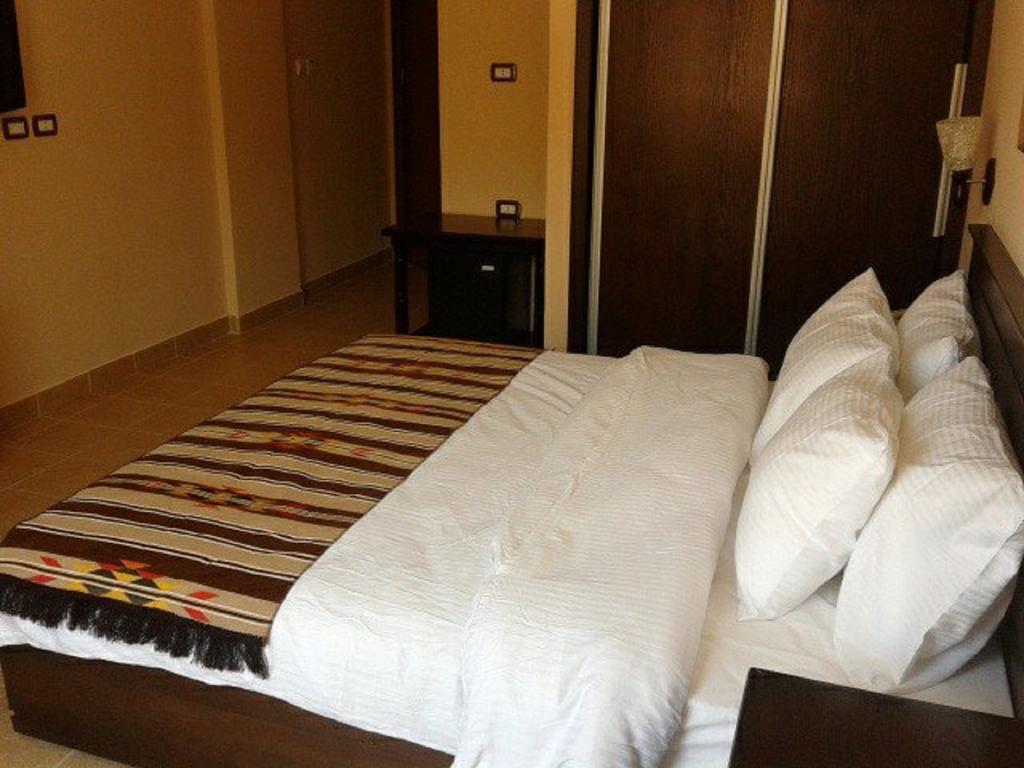Delilah Hotel Мадаба Номер фото