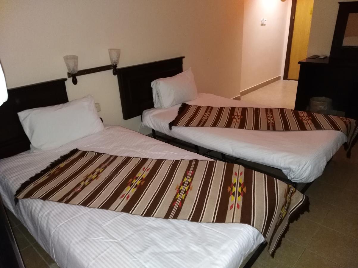 Delilah Hotel Мадаба Экстерьер фото