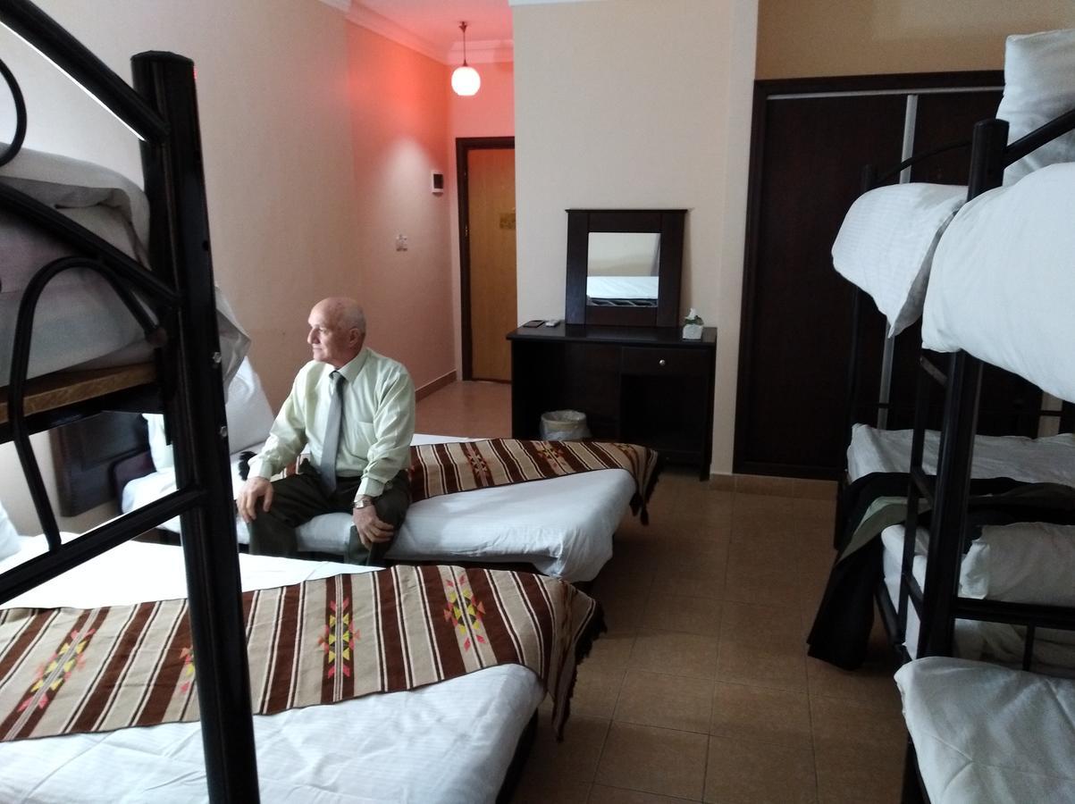 Delilah Hotel Мадаба Экстерьер фото